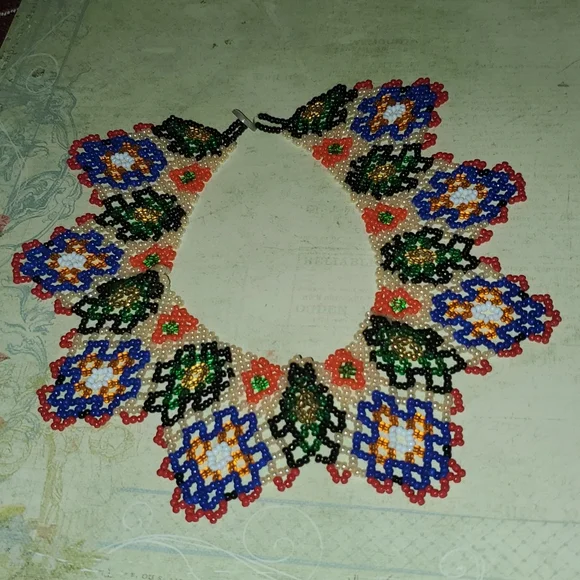 Wearable ART Vintage Glass Seed Bead and Faux Pearl Collar Necklace Style - Picture 5 of 5